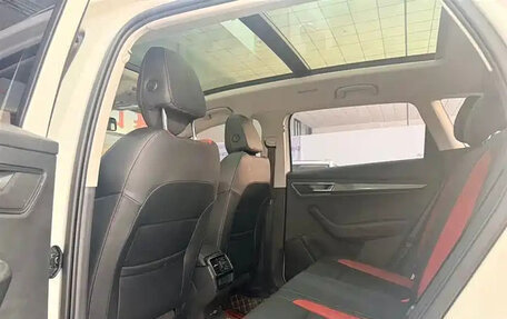 Skoda Karoq I, 2022 год, 1 650 000 рублей, 10 фотография