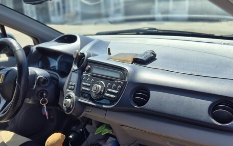 Honda Insight II рестайлинг, 2009 год, 780 000 рублей, 11 фотография