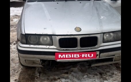 BMW 3 серия, 1994 год, 115 000 рублей, 10 фотография