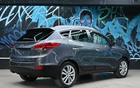Hyundai ix35 I рестайлинг, 2013 год, 1 055 000 рублей, 4 фотография