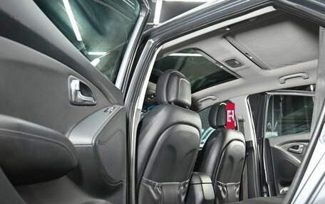 Hyundai ix35 I рестайлинг, 2013 год, 1 055 000 рублей, 17 фотография