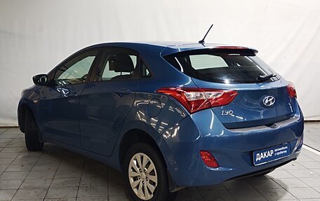 Hyundai i30 II рестайлинг, 2015 год, 910 000 рублей, 3 фотография