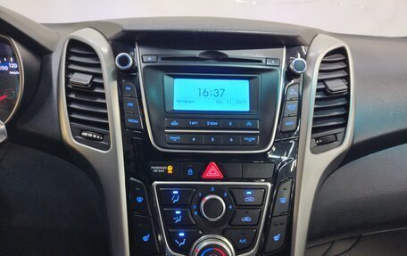 Hyundai i30 II рестайлинг, 2015 год, 910 000 рублей, 11 фотография