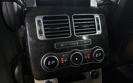 Land Rover Range Rover IV рестайлинг, 2014 год, 3 199 000 рублей, 24 фотография