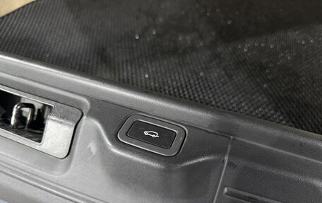 Land Rover Range Rover IV рестайлинг, 2014 год, 3 199 000 рублей, 35 фотография