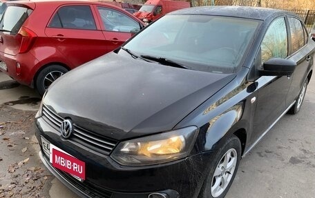 Volkswagen Polo VI (EU Market), 2011 год, 395 000 рублей, 1 фотография