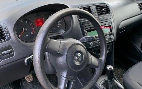 Volkswagen Polo VI (EU Market), 2011 год, 395 000 рублей, 7 фотография