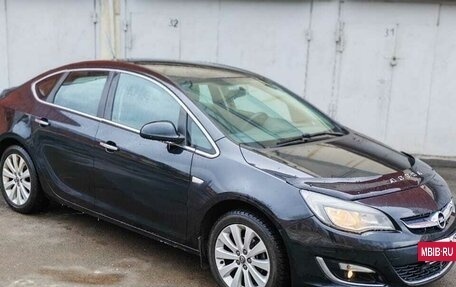 Opel Astra J, 2013 год, 650 000 рублей, 11 фотография
