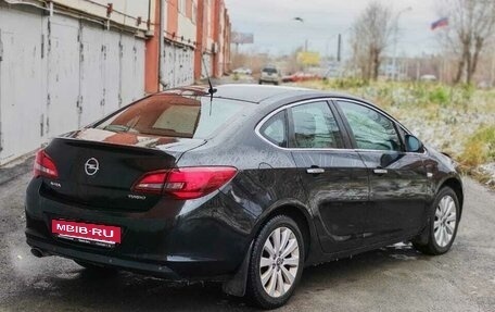 Opel Astra J, 2013 год, 650 000 рублей, 6 фотография