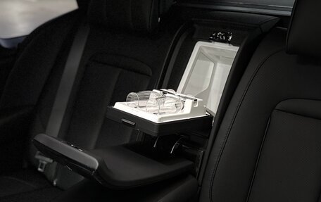 Rolls-Royce Cullinan, 2025 год, 88 000 000 рублей, 19 фотография