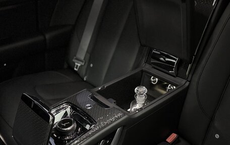 Rolls-Royce Cullinan, 2025 год, 88 000 000 рублей, 18 фотография