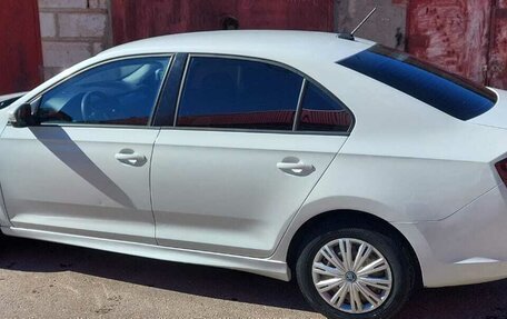 Skoda Rapid I, 2018 год, 827 000 рублей, 4 фотография