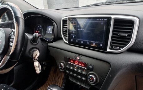 KIA Sportage IV рестайлинг, 2019 год, 2 200 000 рублей, 10 фотография