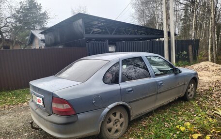 Opel Vectra B рестайлинг, 1998 год, 75 000 рублей, 3 фотография