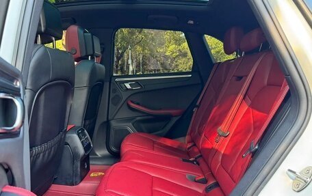 Porsche Macan I рестайлинг, 2022 год, 5 900 000 рублей, 4 фотография