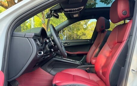 Porsche Macan I рестайлинг, 2022 год, 5 900 000 рублей, 7 фотография