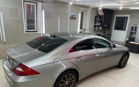 Mercedes-Benz CLS, 2005 год, 2 500 000 рублей, 11 фотография