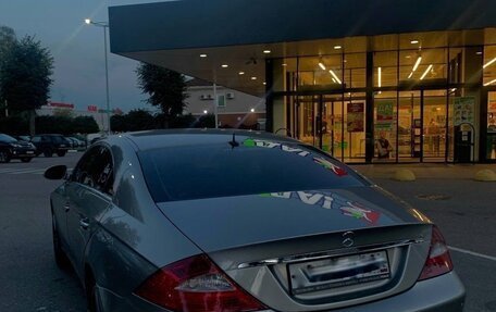 Mercedes-Benz CLS, 2005 год, 2 500 000 рублей, 10 фотография