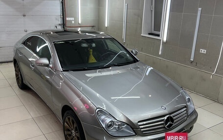 Mercedes-Benz CLS, 2005 год, 2 500 000 рублей, 9 фотография
