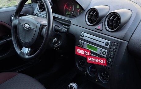 Ford Fiesta, 2005 год, 320 000 рублей, 22 фотография