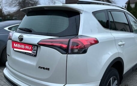 Toyota RAV4, 2016 год, 1 790 000 рублей, 4 фотография