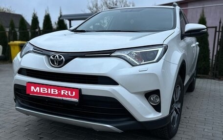 Toyota RAV4, 2016 год, 1 790 000 рублей, 8 фотография