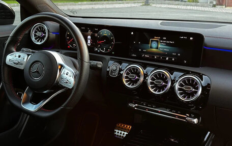 Mercedes-Benz CLA, 2021 год, 4 200 000 рублей, 6 фотография