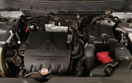 Mitsubishi ASX I рестайлинг, 2014 год, 1 200 000 рублей, 18 фотография