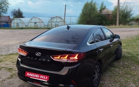 Hyundai Sonata VIII, 2019 год, 1 900 000 рублей, 3 фотография