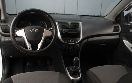 Hyundai Solaris II рестайлинг, 2013 год, 740 000 рублей, 6 фотография