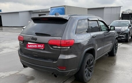 Jeep Grand Cherokee, 2018 год, 2 600 000 рублей, 6 фотография