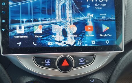 Hyundai Solaris II рестайлинг, 2011 год, 560 000 рублей, 7 фотография