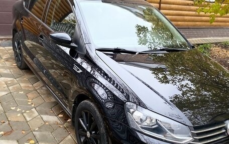 Volkswagen Polo VI (EU Market), 2019 год, 1 400 000 рублей, 3 фотография