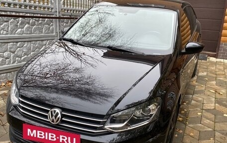 Volkswagen Polo VI (EU Market), 2019 год, 1 400 000 рублей, 2 фотография