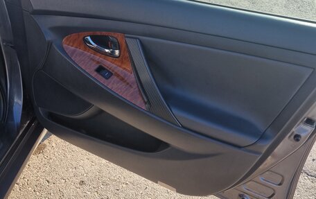 Toyota Camry, 2011 год, 1 420 000 рублей, 5 фотография