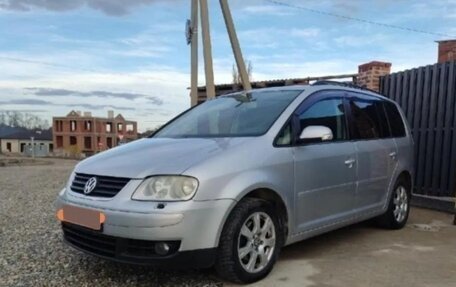 Volkswagen Touran III, 2005 год, 570 000 рублей, 4 фотография