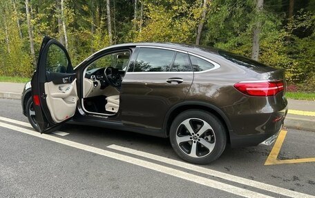 Mercedes-Benz GLC, 2018 год, 3 250 000 рублей, 2 фотография