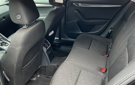 Skoda Octavia, 2018 год, 2 300 000 рублей, 18 фотография