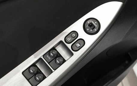 Hyundai Solaris II рестайлинг, 2016 год, 821 000 рублей, 7 фотография