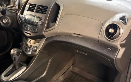 Chevrolet Aveo III, 2015 год, 950 000 рублей, 20 фотография