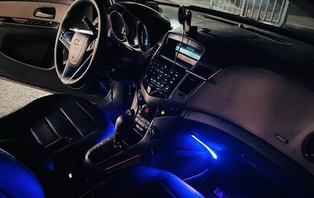 Chevrolet Cruze II, 2011 год, 570 000 рублей, 3 фотография