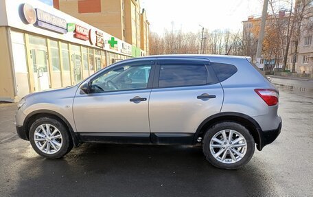 Nissan Qashqai, 2011 год, 1 100 000 рублей, 2 фотография
