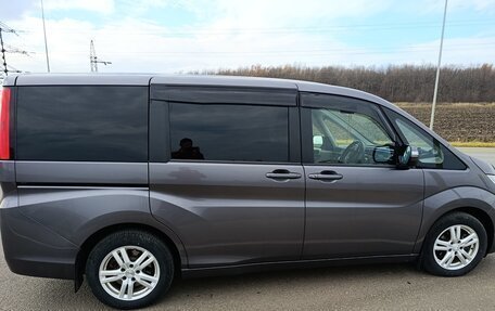 Honda Stepwgn IV, 2016 год, 1 920 000 рублей, 3 фотография