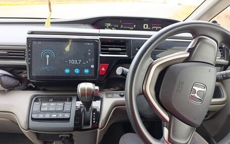 Honda Stepwgn IV, 2016 год, 1 920 000 рублей, 13 фотография