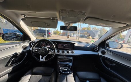 Mercedes-Benz E-Класс, 2019 год, 2 599 000 рублей, 14 фотография