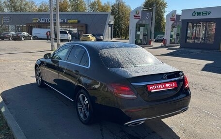 Mercedes-Benz E-Класс, 2019 год, 2 599 000 рублей, 4 фотография