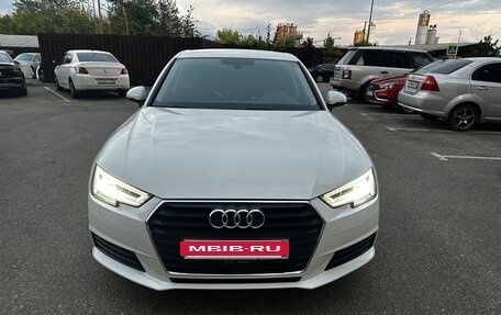 Audi A4, 2018 год, 2 380 000 рублей, 7 фотография