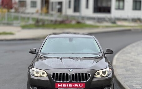 BMW 5 серия, 2013 год, 1 490 000 рублей, 14 фотография