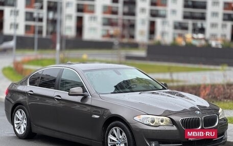 BMW 5 серия, 2013 год, 1 490 000 рублей, 11 фотография
