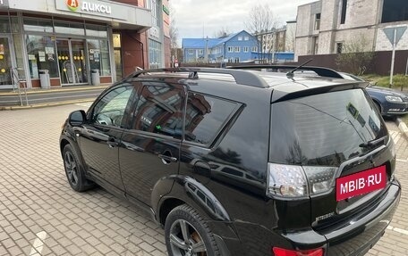 Mitsubishi Outlander III рестайлинг 3, 2008 год, 1 300 000 рублей, 4 фотография